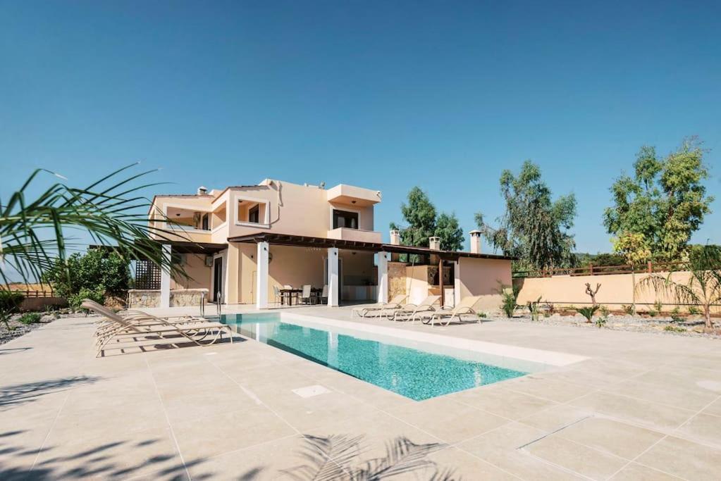 Villa Maribia With Private Pool Gennadi Bagian luar foto