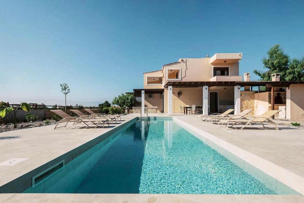 Villa Maribia With Private Pool Gennadi Bagian luar foto